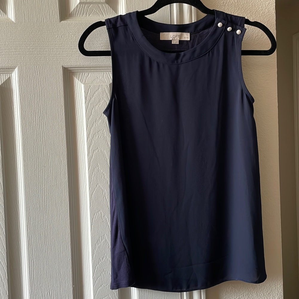 Loft Tank top with pearl button accent size XSP
